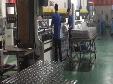 XW(wng)װ܇(ch)ga(chn)